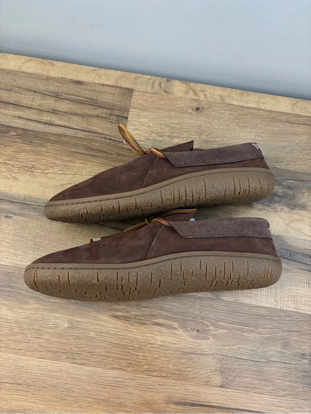 Manitobah Mukluks Modern Moccasins Nubuck Leather Brown Men’s NEW